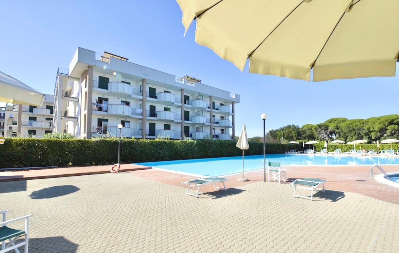 Isa-Apartments 4 Beds In Residence With Swimming-Pool In San Vincenzo, Just 600 Meters From The Sea Kültér fotó